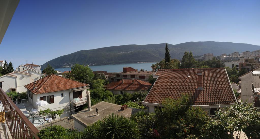 Apartments Gugolj M&M Herceg Novi Exterior foto