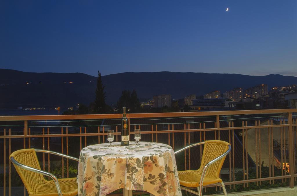 Apartments Gugolj M&M Herceg Novi Exterior foto