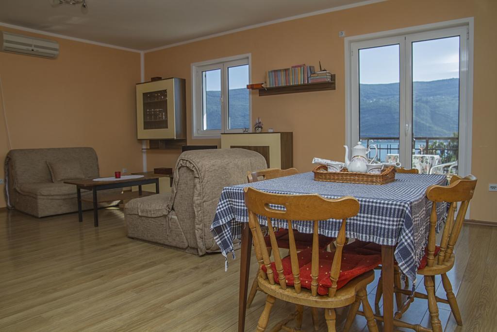 Apartments Gugolj M&M Herceg Novi Exterior foto